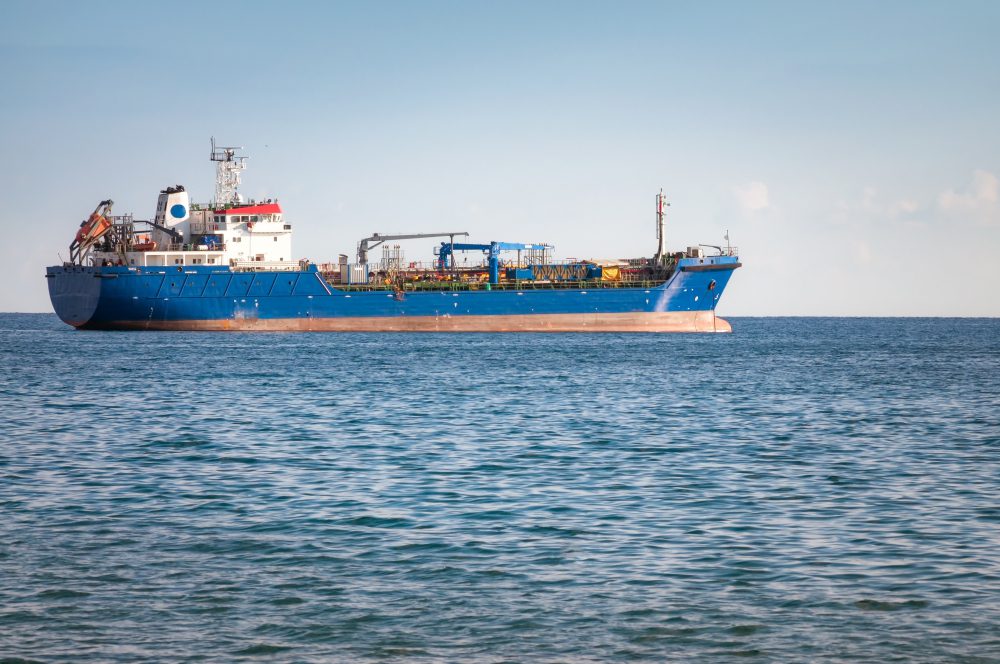 Ile zarabia celnik?